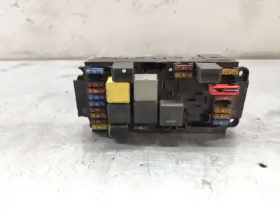 Pezzo di ricambio per auto di seconda mano SCATOLA RELÈ/FUSIBILI per MERCEDES-BENZ CLASE C (W203) SPORTCOUPE  Riferimenti OEM IAM 2095451401  