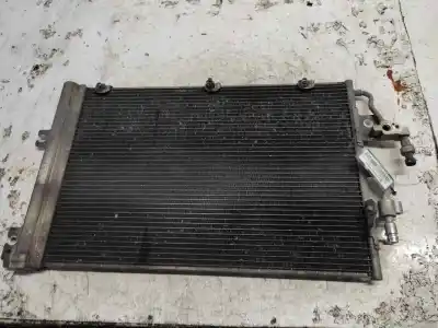 Peça sobressalente para automóvel em segunda mão condensador / radiador de ar condicionado por opel astra h berlina cosmo referências oem iam 13129192