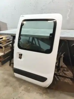 Автозапчастина б/у двері задні ліві для renault kangoo (f/kc0) 1.5 dci diesel посилання на oem iam   