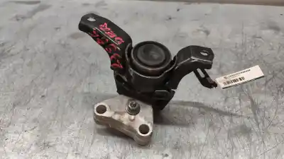 Second-hand car spare part right engine support for toyota auris active oem iam references   