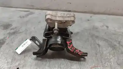 Second-hand car spare part right engine support for toyota auris active oem iam references   