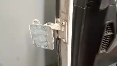 Peça sobressalente para automóvel em segunda mão porta dianteira direita por man tgs  referências oem iam 81626004132  