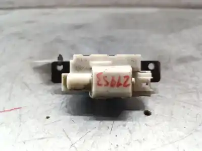 Second-hand car spare part trunk lock for renault clio iii dynamique oem iam references   4 pins