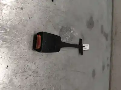 Pièce détachée automobile d'occasion BOUCLE DE CEINTURE DE SÉCURITÉ AVANT GAUCHE pour FORD FIESTA (CBK) Ambiente Références OEM IAM 2S6AA61208DA  