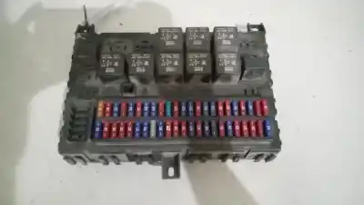 Pezzo di ricambio per auto di seconda mano SCATOLA RELÈ/FUSIBILI per DAF SERIE XF105.XXX 12.9 Diesel Riferimenti OEM IAM 1795419  