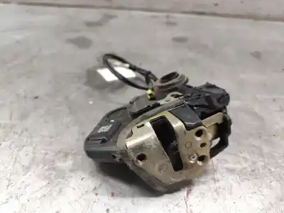 Second-hand car spare part Rear Left Door Lock for TOYOTA COROLLA (_E12_) 2.0 D-4D (CDE120R_, CDE120L_) OEM IAM references 6906002102  