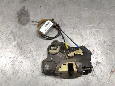 Peça sobressalente para automóvel em segunda mão fechadura da porta dianteira esquerda por toyota corolla (_e12_) 2.0 d-4d (cde120r_, cde120l_) referências oem iam   