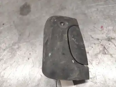 Автозапчасти б/у задняя правая наружная ручка за RENAULT KANGOO (F/KC0) 1.9 Diesel ссылки OEM IAM   