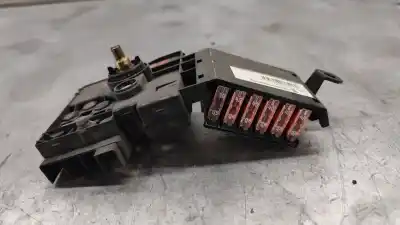 Second-hand car spare part fuse box unit for renault trafic combi (ab 4.01) * oem iam references 2119820402  