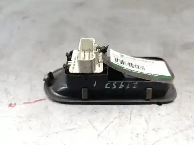 Second-hand car spare part left front power window switch for renault clio iii dynamique oem iam references 8200356519  