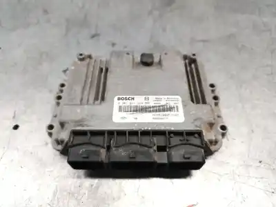 Peça sobressalente para automóvel em segunda mão centralina de motor uce por renault trafic combi (ab 4.01) * referências oem iam 0281011529