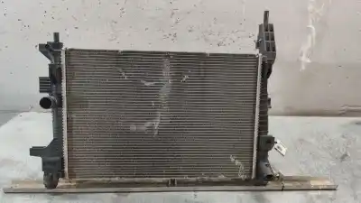 Pièce détachée automobile d'occasion radiateur d'eau pour ford focus turn. (cb8) titanium références oem iam 8v618c342bc