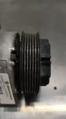 Peça sobressalente para automóvel em segunda mão COMPRESSOR DE AR CONDICIONADO A/A A/C por OPEL CORSA D (S07)  Referências OEM IAM 55703721  