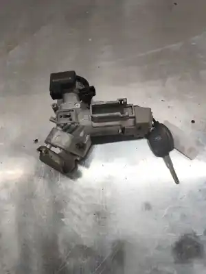 İkinci el araba yedek parçası Mars Salteri için FORD FIESTA VI (CB1, CCN) 1.25 OEM IAM referansları 8A6T15607AB  