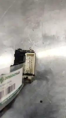 Second-hand car spare part indicator switch for toyota corolla (_e12_) 2.0 d-4d (cde120r_, cde120l_) oem iam references   