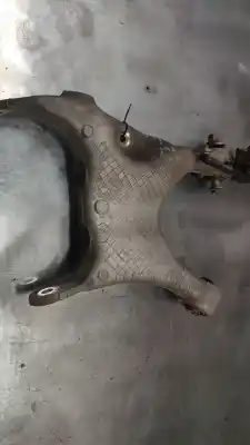 Pezzo di ricambio per auto di seconda mano supporto braccio sospensione posteriore destro per bmw x5 (e70) xdrive 30 d riferimenti oem iam 677095405  