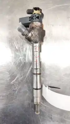 Second-hand car spare part INJECTOR for AUDI A3 (8V1, 8VK)  OEM IAM references 04L130277AC 0445110469 