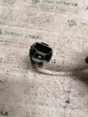 Second-hand car spare part start/stop button for renault scenic ii authentique oem iam references   4 pins