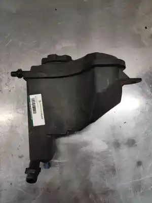 Peça sobressalente para automóvel em segunda mão depósito de expansão por bmw 1 (e81) 118 d referências oem iam 