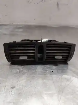 Peça sobressalente para automóvel em segunda mão grelha de ventilação tablier por bmw 1 (e81) 118 d referências oem iam 705918912