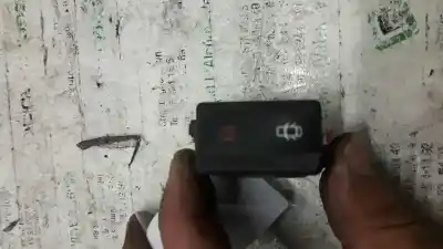 Peça sobressalente para automóvel em segunda mão interruptor de bloqueio das portas por opel vivaro combi 2.7t corto referências oem iam 