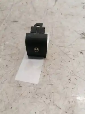 Second-hand car spare part door lock switch for peugeot 207 xs oem iam references 