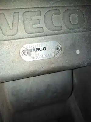 Автозапчастина б/у повний комплект педалей для iveco stralis (as) fsa t / fp lt 4x2 gran espacio посилання на oem iam 41211427  9650019060 Автозапчастина б/у повний комплект педалей для iveco stralis (as) fsa t / fp lt 4x2 gran espacio посилання на oem iam 41211427  9650019060