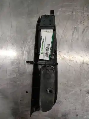 Second-hand car spare part left front power window switch for toyota corolla (_e12_) 2.0 d-4d (cde120r_, cde120l_) oem iam references 74232  