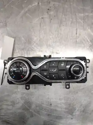 Pièce détachée automobile d'occasion COMMANDE DE CHAUFFAGE / CLIMATISATION pour RENAULT CLIO IV (BH_)  Références OEM IAM 275108796R  