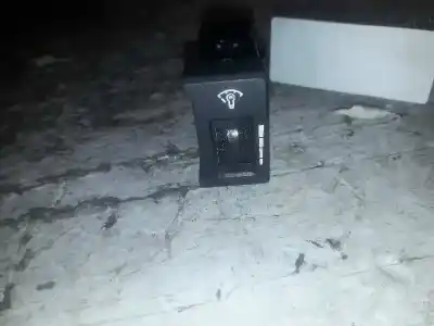 Second-hand car spare part headlight height adjuster switch for hyundai i30 * oem iam references 751u90070