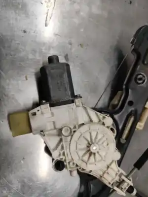 Second-hand car spare part driver left window regulator for bmw 1 (e81) 118 d oem iam references 7067795s  