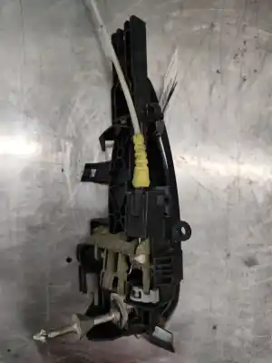 Second-hand car spare part exterior left front door handle for bmw 1 (e81) 118 d oem iam references   