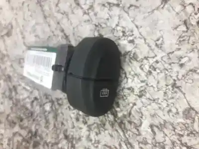 Peça sobressalente para automóvel em segunda mão  por RENAULT MEGANE I SCENIC (JA0)  Referências OEM IAM 841243B 4 PINS 105199113