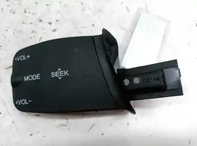 Peça sobressalente para automóvel em segunda mão COMANDO DE CONTROLO DO RÁDIO por FORD FOCUS BERLINA (CAP)  Referências OEM IAM 3M5T14K147AD  