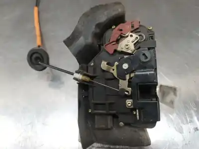 Peça sobressalente para automóvel em segunda mão fechadura da porta traseira direita por audi a4 berlina (8e) 2.5 v6 24v tdi referências oem iam 