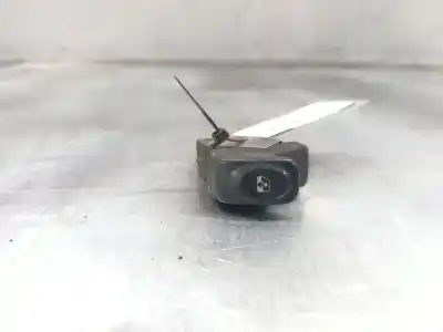 Автозапчасти б/у выключатель левого переднего окна за renault kangoo (kc0/1_) 1.9 dci 4x4 (kc0v) ссылки oem iam 7700307605