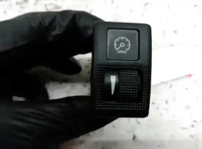 Peça sobressalente para automóvel em segunda mão comando de regulação de intensidade do painel por mazda 6 berlina (gg) 2.0 crtd 143 active referências oem iam 