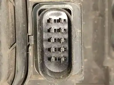 Peça sobressalente para automóvel em segunda mão farol / farolim direito por audi a3 (8p) 2.0 tdi referências oem iam   