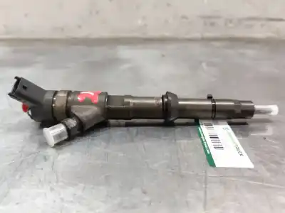 Second-hand car spare part INJECTOR for IVECO DAILY CONFIG. PAQUETERÍA Cabina simple 35S... batalla 3750 OEM IAM references 504088755  