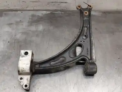 Tweedehands auto-onderdeel linker onderste ophang arm voor seat leon (1p1) 2.0 tdi 16v oem iam-referenties 201967b