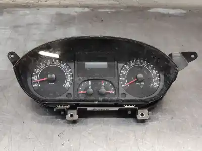 Piesă de schimb auto la mâna a doua CEAS BORD pentru IVECO DAILY CONFIG. PAQUETERÍA Cabina simple 35S... batalla 3750 Referințe OEM IAM 69502589  
