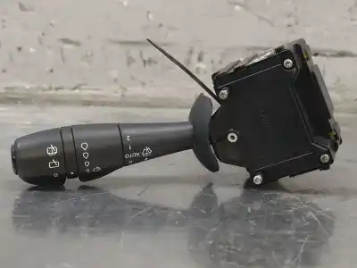 Peça sobressalente para automóvel em segunda mão Comutador De Limpa Vidros por RENAULT CLIO IV (BH_) 0.9 TCE 90 Referências OEM IAM 10670323  