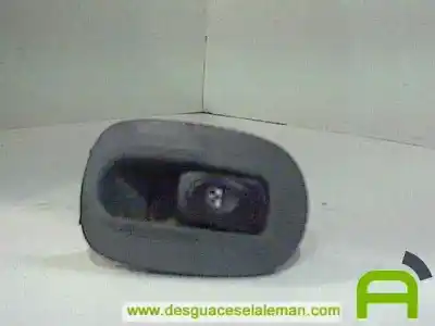 Pièce détachée automobile d'occasion commande de lève vitre avant droit pour renault megane i scenic (ja0) f8q790 références oem iam 7700838099