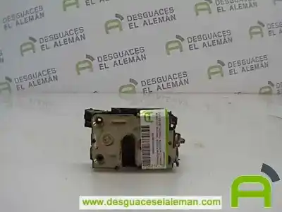 Автозапчастина б/у ЗАМОК ДВЕРЕЙ ЗАДНЬОГО ЛІВОГО для RENAULT R 19 BERL. CON PORTÓN (B/C53)  Посилання на OEM IAM 7701030067  
