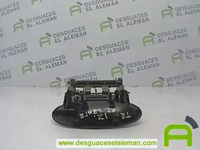 Pezzo di ricambio per auto di seconda mano maniglia esterna posteriore sinistra per opel corsa c d-y17dtl riferimenti oem iam 5138138  