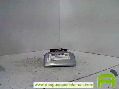 Pièce détachée automobile d'occasion POIGNÉE DE PORTE AVANT GAUCHE pour PEUGEOT 106 (S2)  Références OEM IAM 9101J4  