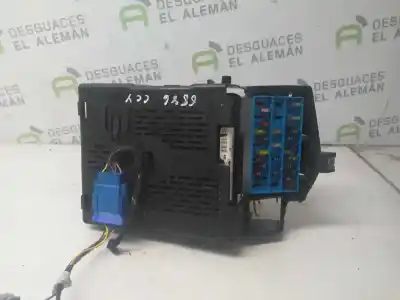 Second-hand car spare part fuse box unit for renault scenic rx4 (ja0) 2.0 16v cat (f4r) oem iam references 820033521b