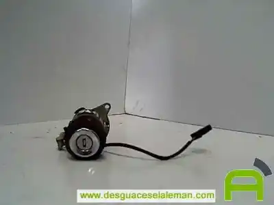 Recambio de automóvil de segunda mano de CERRADURA CAPO para AUDI A6 BERLINA (C4)  referencias OEM IAM 4A0823589  