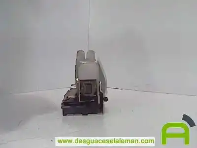 Second-hand car spare part left front door lock for renault clio ii fase i (b/cb0) k7mg7 oem iam references 7701045304  