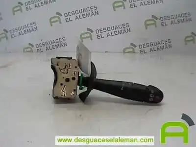 Pièce détachée automobile d'occasion COMMANDE D'ESSUIE GLACE pour RENAULT CLIO II FASE I (B/CB0)  Références OEM IAM 7701047543  